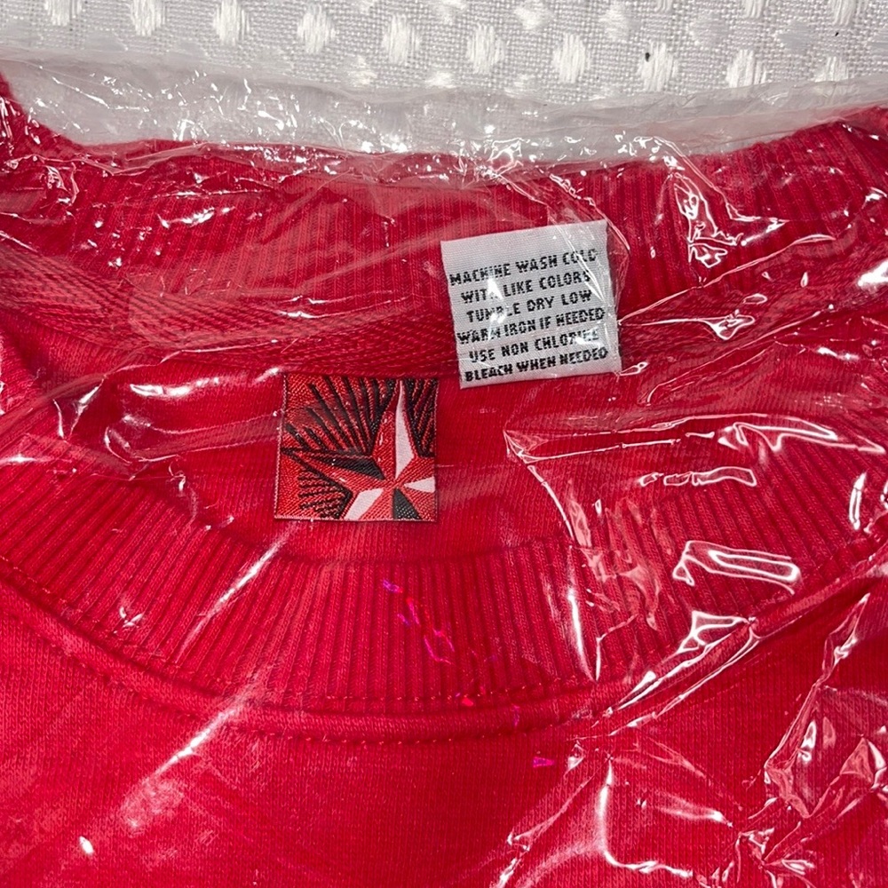 Marlboro Red Vintage Sweatshirt Small Rare 90498 FTY 6014 Heavy Miles Catalog. - Picture 3 of 4